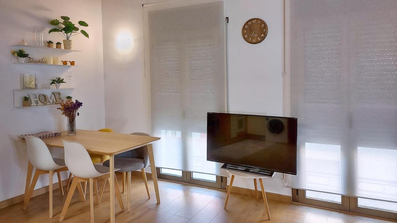 Precioso Apartamento Duplex En El Centro De Olot Apartment Exterior photo