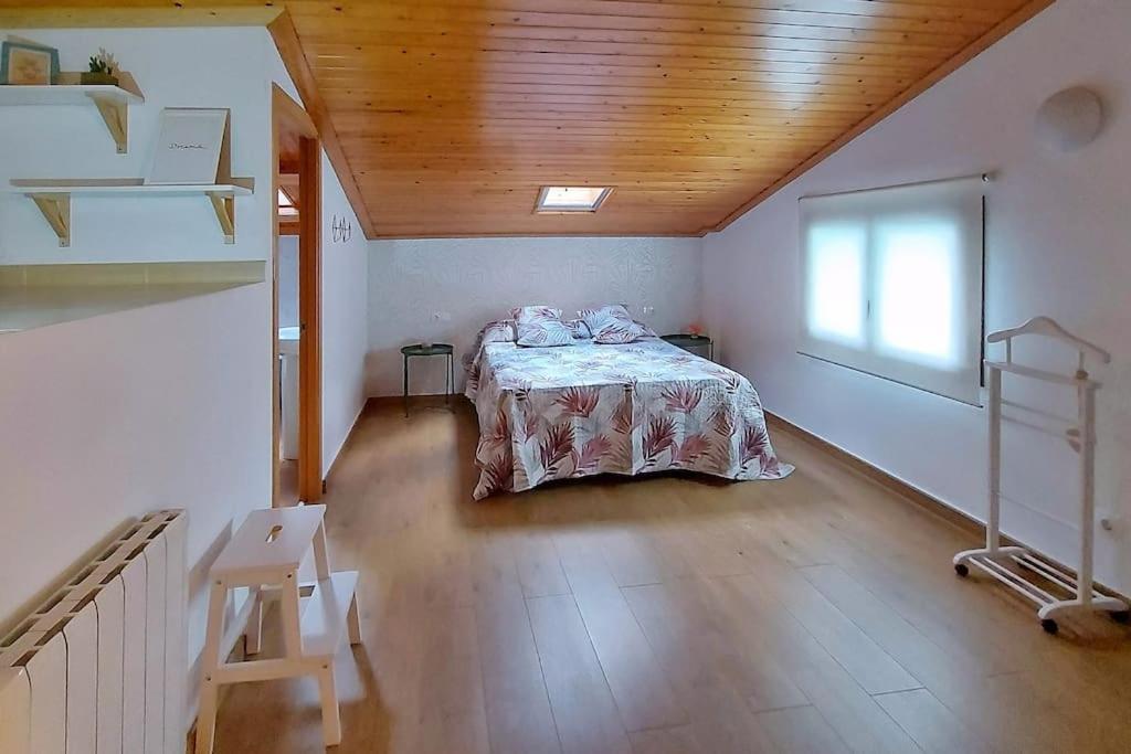 Precioso Apartamento Duplex En El Centro De Olot Apartment Exterior photo